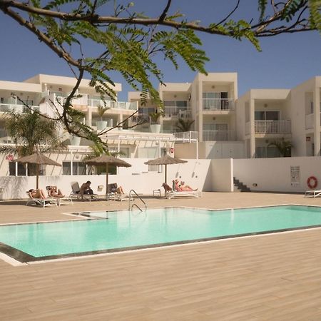 Precioso Apartamento En Complejo Con Piscina กอสตา เตกีสเซ ภายนอก รูปภาพ